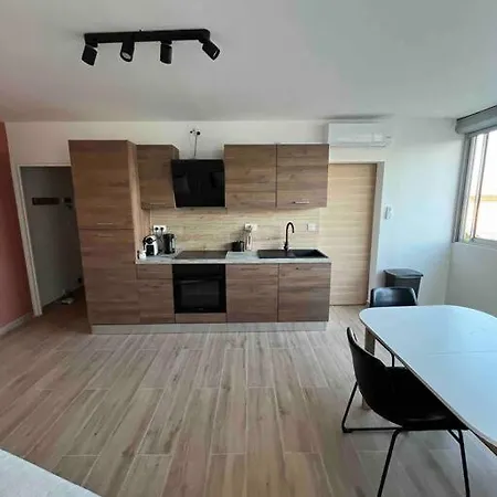 Joli Appart/vue Etang/clim /wifi